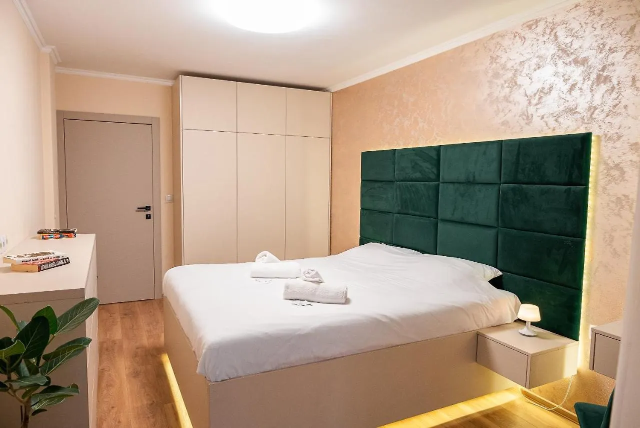 One-Bedroom Apartment With Free Parking, Free Gym Pass And Office Setup Plovdiv Bulgaria