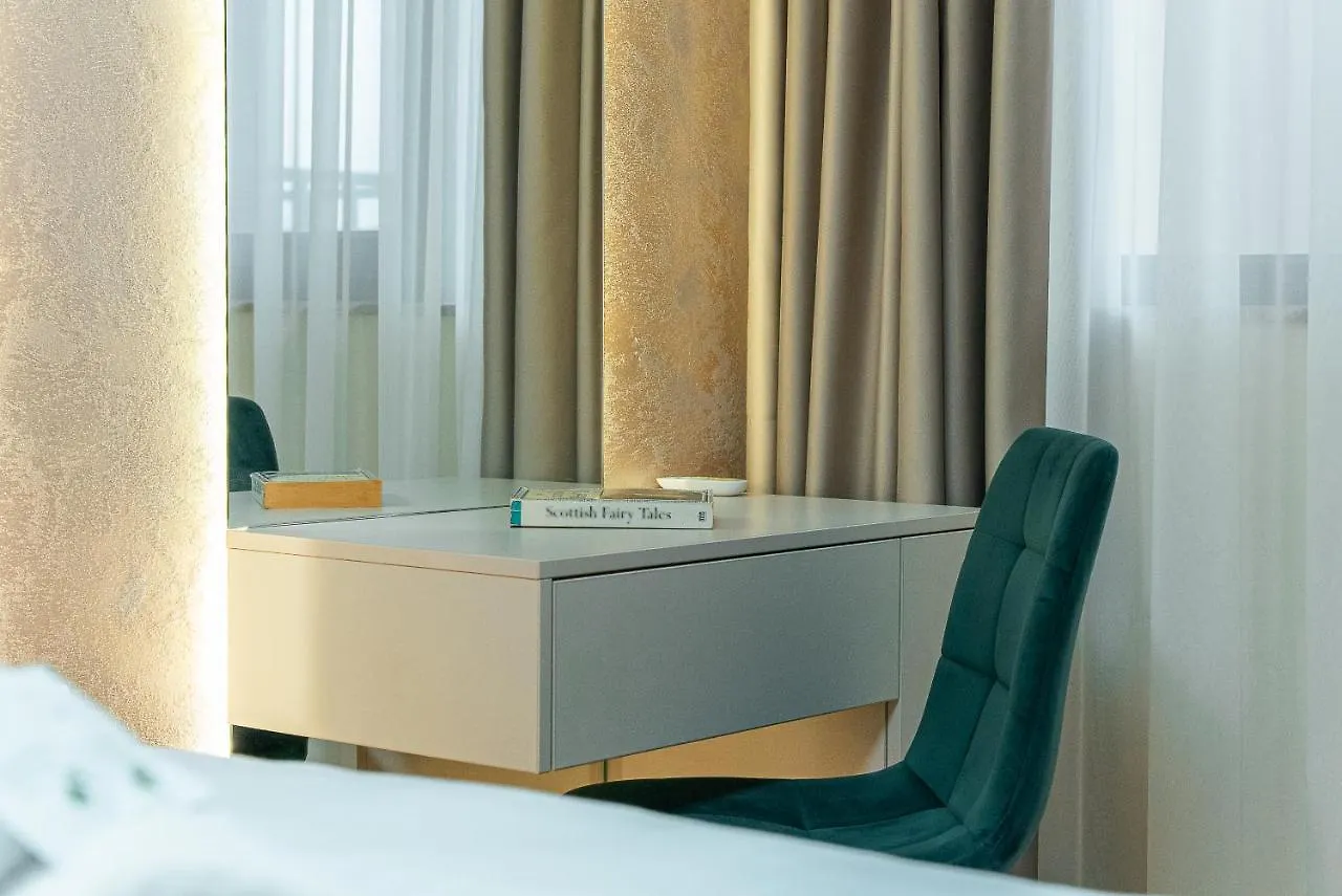 One-Bedroom Apartment With Free Parking, Free Gym Pass And Office Setup Plovdiv