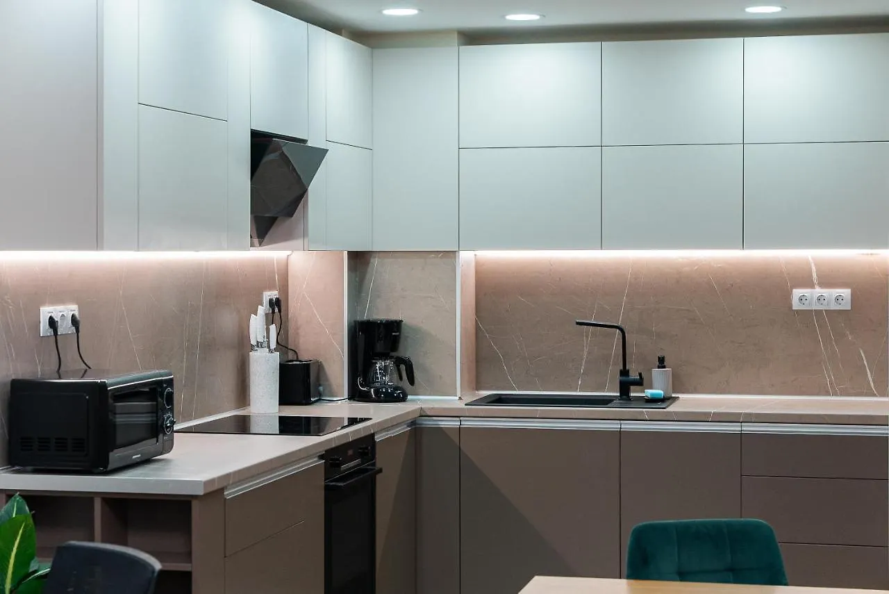 One-Bedroom Apartment With Free Parking, Free Gym Pass And Office Setup Plovdiv 0*,