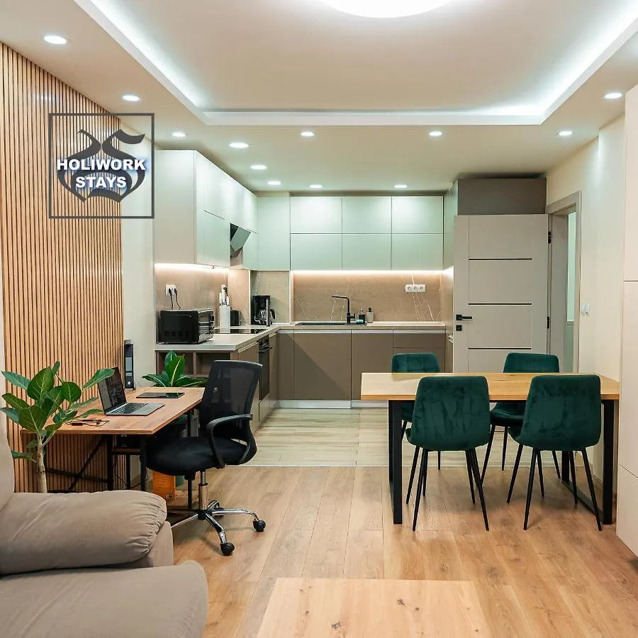 One-Bedroom Apartment With Free Parking, Free Gym Pass And Office Setup Plovdiv Bulgaria